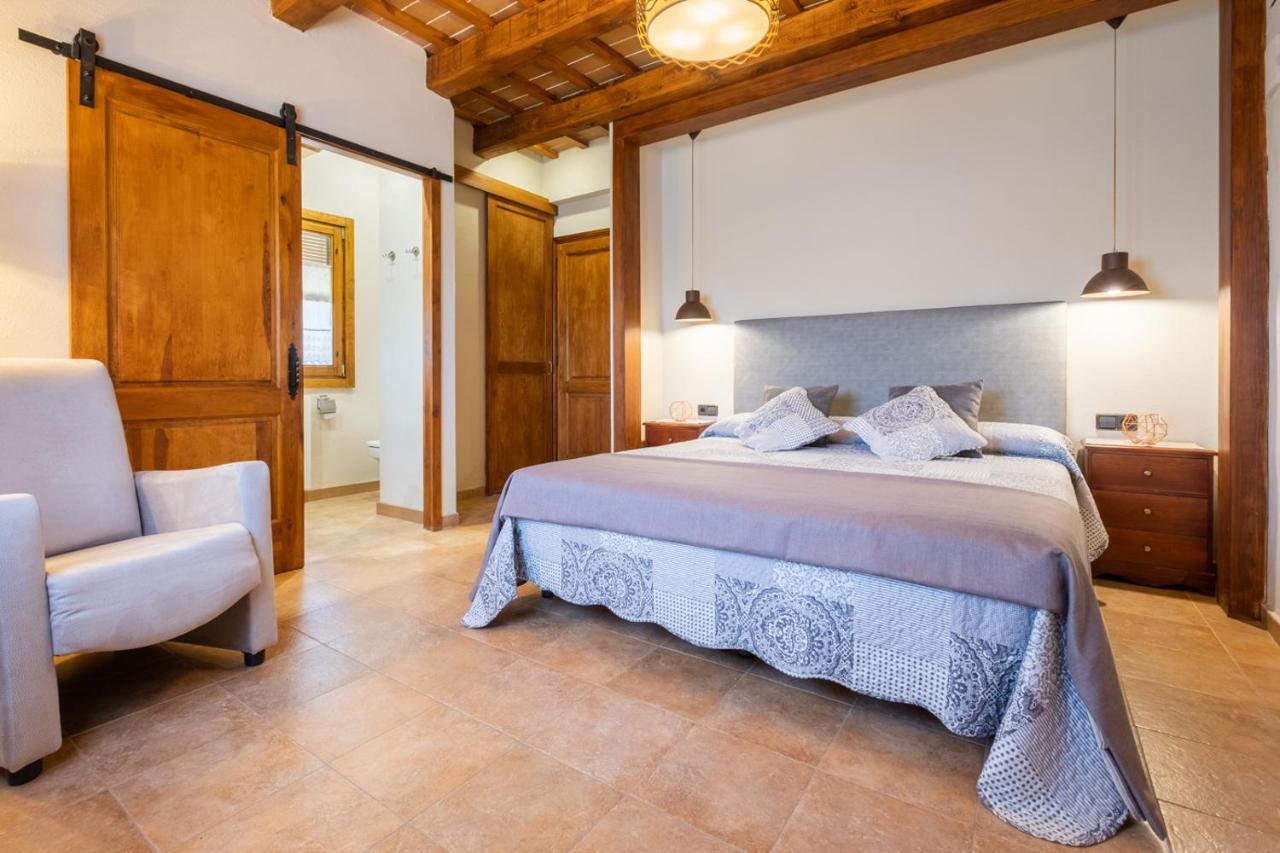 Bed and Breakfast Cal Ros Calonge de Segarra Екстер'єр фото